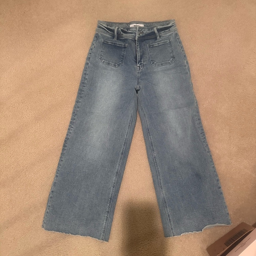 MICA Wide Leg Crop Sz. 28